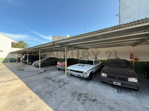 Cocheras en zona San Juan a la venta