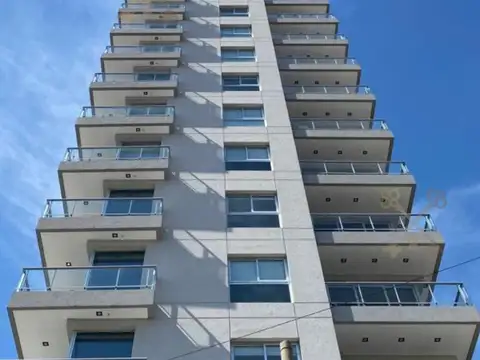 Departamento de Categoría en Bereazategui 2 ambientes