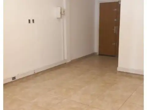 AMPLIAS OFICINAS CON COCINA EN CONGRESO