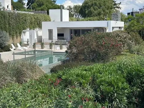 Venta Departamento Casonas del Golf. REMODELADO.1 Dormitorio. Villa Allende