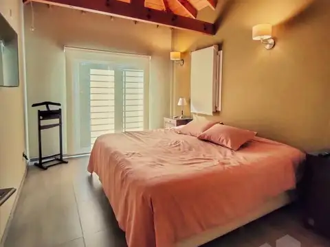 Casa en Alquiler en Barrio Parque Leloir, USD 3.500