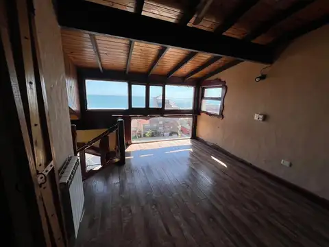 Benito Lynch 100, Piso 4