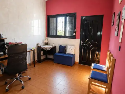 OPORTUNIDAD VENTA PH 3 AMB EN CASTELAR ESCUCHA OFERTAS