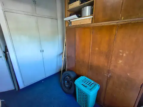 Oportunidad en Barrio Autopista - 4 Amb con Cochera y Vista al Frente