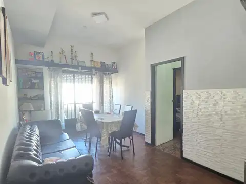 PASAJE SANTA LUCIA 1500, Piso 1