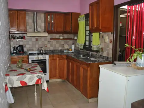 Francisco Seguí 5600, Piso 0