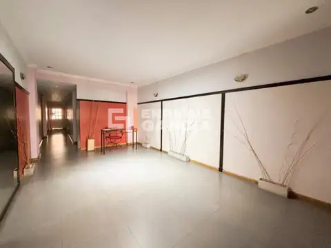 Echeverria 5000, Piso 1