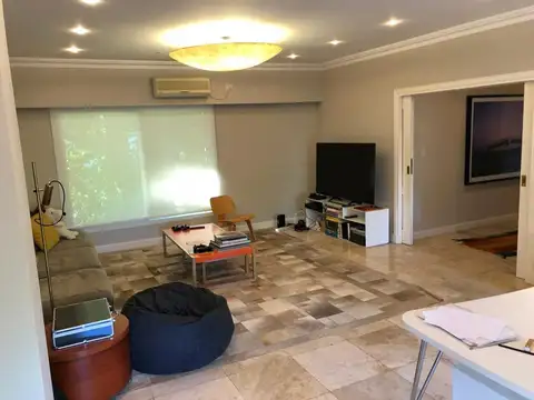 Casa en Alquiler de 5 dormitorios