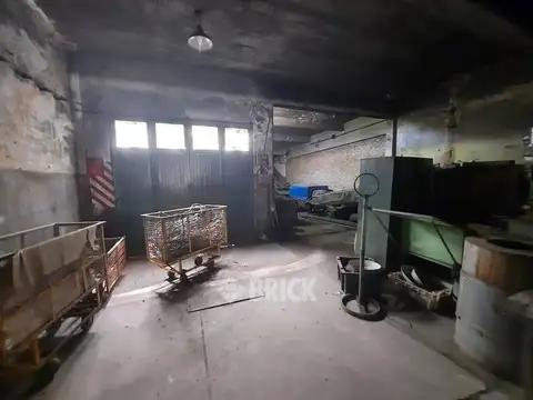 Galpon en Venta en Lanus Este, USD 185.000