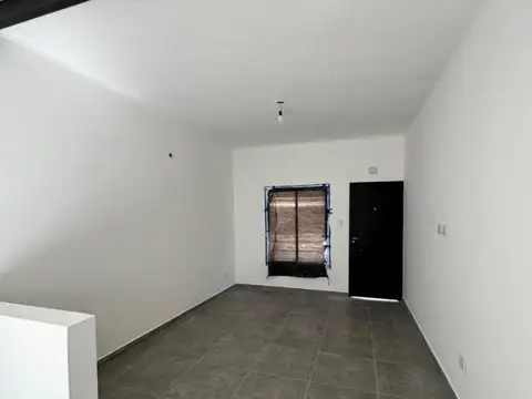 Casa en Venta en Olivos, USD 185.000