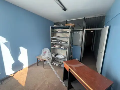 Oficina 3 ambientes con 1 baño