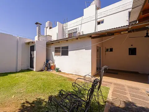 VENTA CASA CON QUINCHO Y JARDIN JOSE LEON SUAREZ