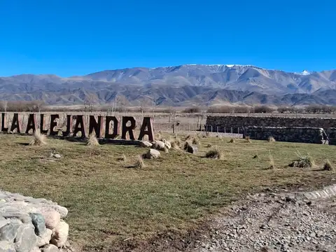 Terreno en Venta en La Carrera, USD 190.000