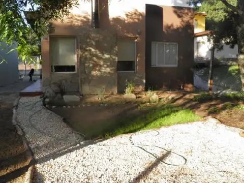 Calle 38 entre Punta del Indio y Pinamar