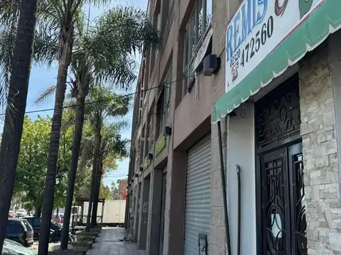 Local en Venta en Del Viso, USD 3.800.000