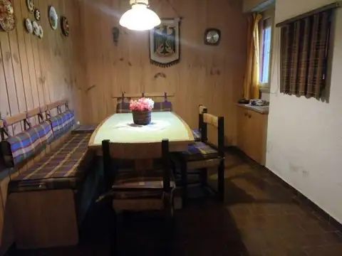 Departamento 5 ambientes con 2 baños