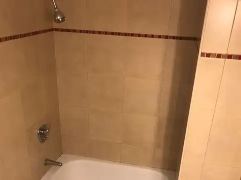 Departamento en Alquiler con 1 cochera