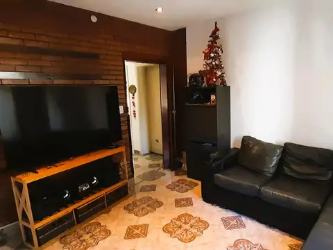 Depto Tipo Casa 4 ambientes con 1 baño