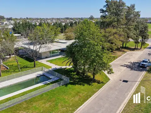 Terreno en Venta 33  mts Fondo