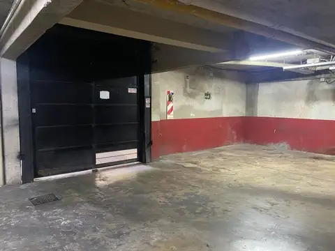 VENTA COCHERA CUBIERTA FIJA MONTE CASTRO