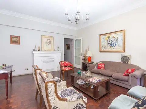 Venta Departamento Piso Categ c/ depencia Recoleta
