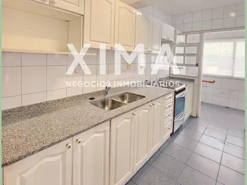 Departamento en Alquiler de 4 ambientes