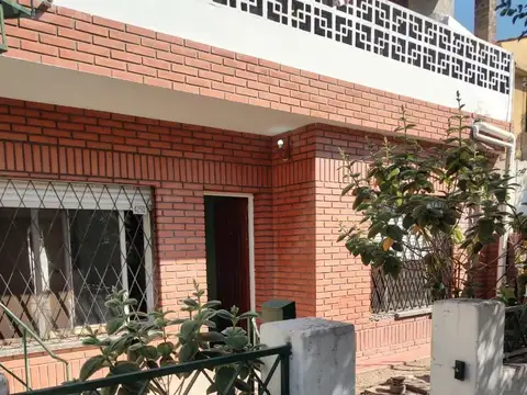 Depto Tipo Casa en Venta en Villa Ballester, USD 109.000