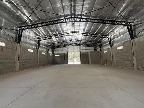 Local Doble Altura mas Oficinas a estrenar