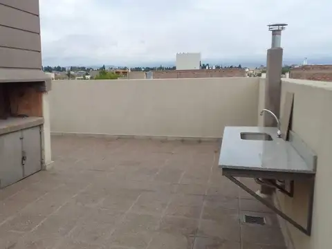 DEPARTAMENTO EN CALLE TITO FRANCIA - VILLA NUEVA