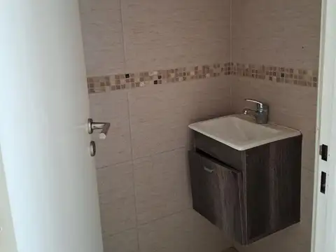 Casa en Alquiler con 1 cochera