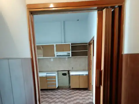 Depto Tipo Casa en Alquiler en Castelar Sur, $ 650.000