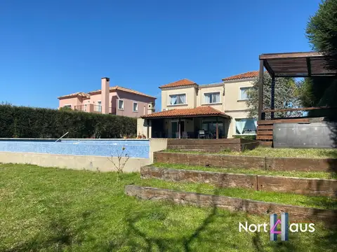 Exclusiva casa en venta en Barrio San Francisco