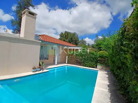 BARRIO LA CANDELA ALQUILER CASA 2 DORMITORIOS CON PILETA