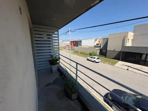 Grand Bourg. Ramón Cacho Iriarte 100