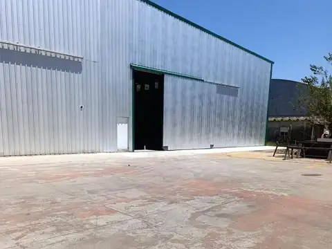 Nave Industrial en alqquiler