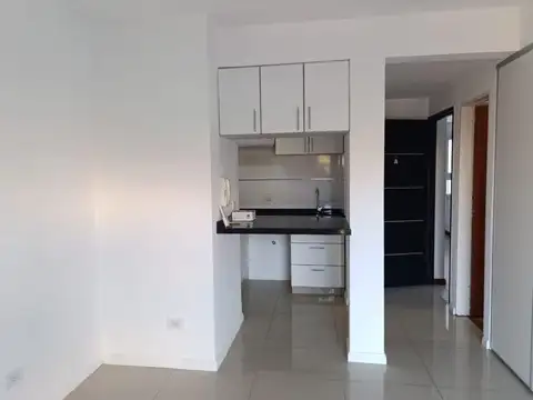 Departamento Monoambiente en Alquiler en Olivos con Balcon