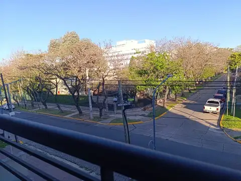 Departamento Monoambiente en Alquiler en Olivos con Balcon