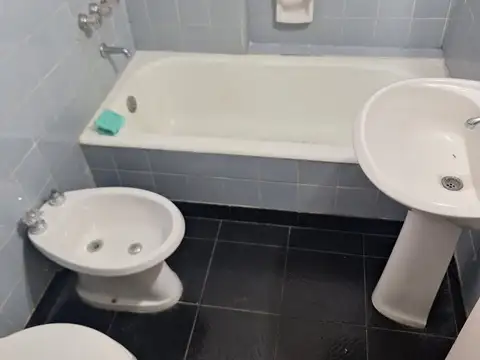 Departamento en Alquiler en Villa del Parque, $ 600.000