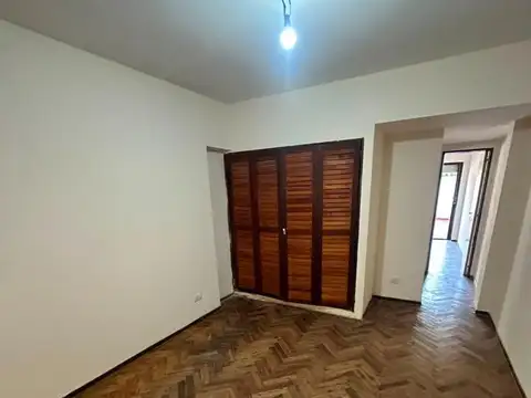Reconquista 3400, Piso 1°