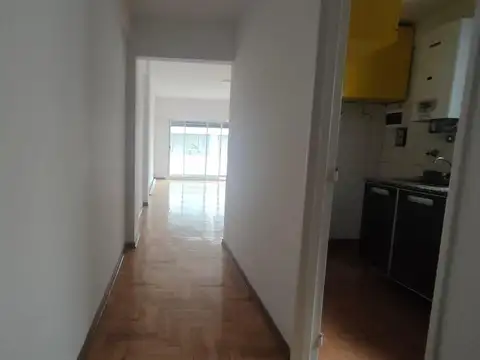 Bartolomé Mitre al 1400 Departamento 3 Ambientes con cochera