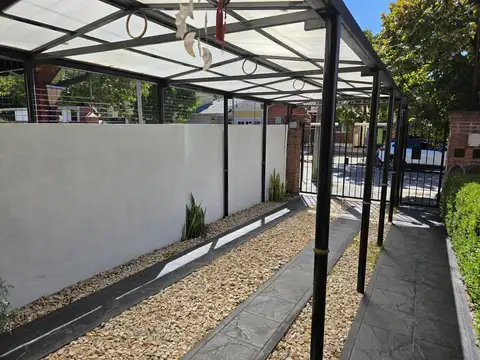 Monseñor Larumbe al 1100