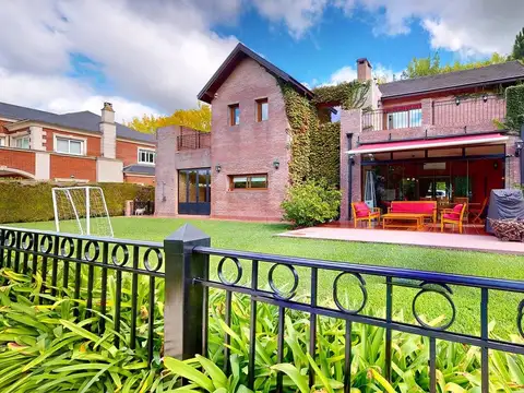 Casa en Venta de 4 dormitorios
