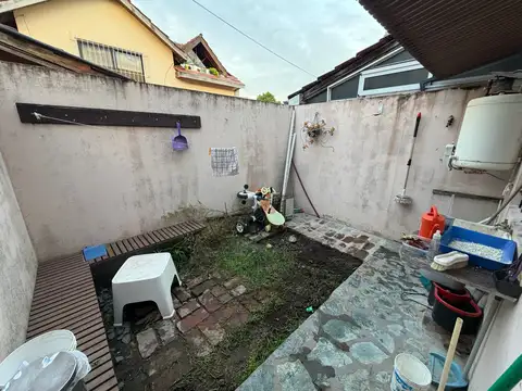 Depto Tipo Casa 3 ambientes con 1 baño