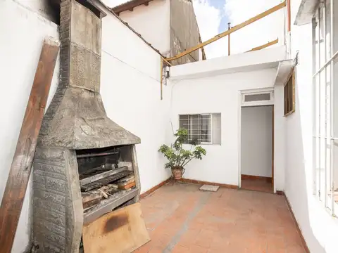 Depto Tipo Casa en Venta de 5 ambientes