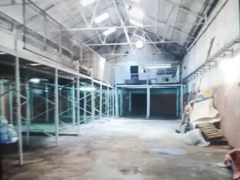 ALQUILER – GALPÓN INDUSTRIAL – SUPERFICIE TOTAL 434 M2