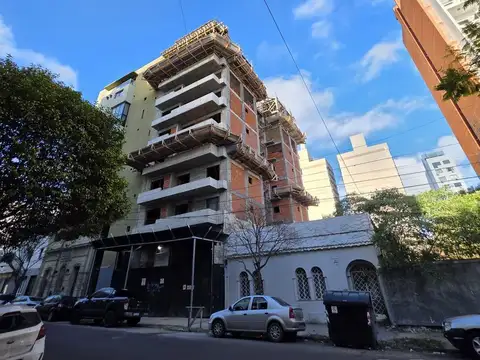 Venta departamento 1 dormitorio en pozo La Plata Centro