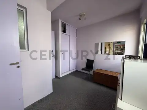 VENTA DEPARTAMENTO 2 AMBIENTES CON DEPENDENCIA DE SERVICIO, BALCON, PALERMO
