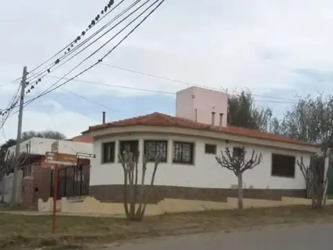 Se alquila casa permanente en Santa Maria de Punilla