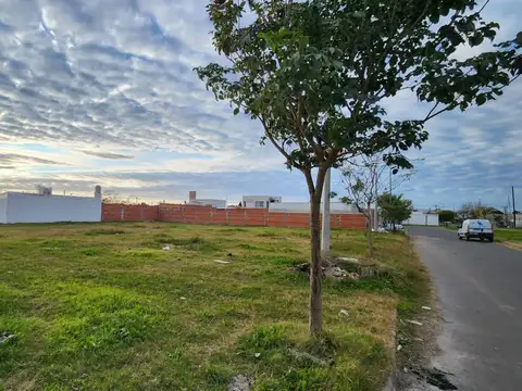 Terreno en Venta, FOT 0,8