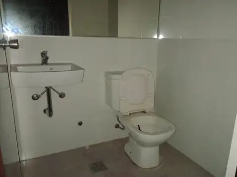 Tte. Gral. Juan Domingo Perón 300, Piso 1